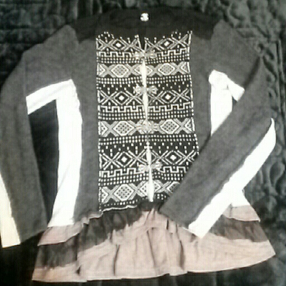 Cardigan w/lace detail